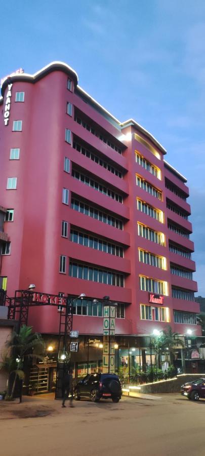 Hotel Yaahot à Yaoundé Extérieur photo